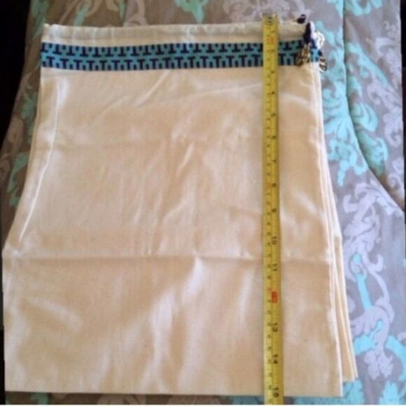 🎉Last deal 🎉Tory burch dust bag - Picture 1 of 4